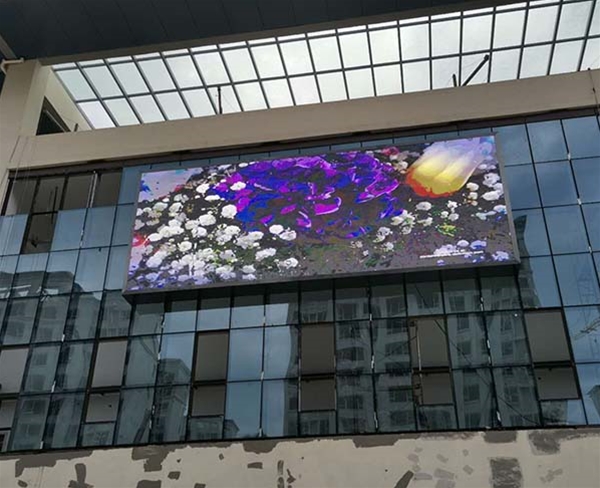 合肥市長(zhǎng)豐縣下塘工業(yè)園戶(hù)外P4LED大屏